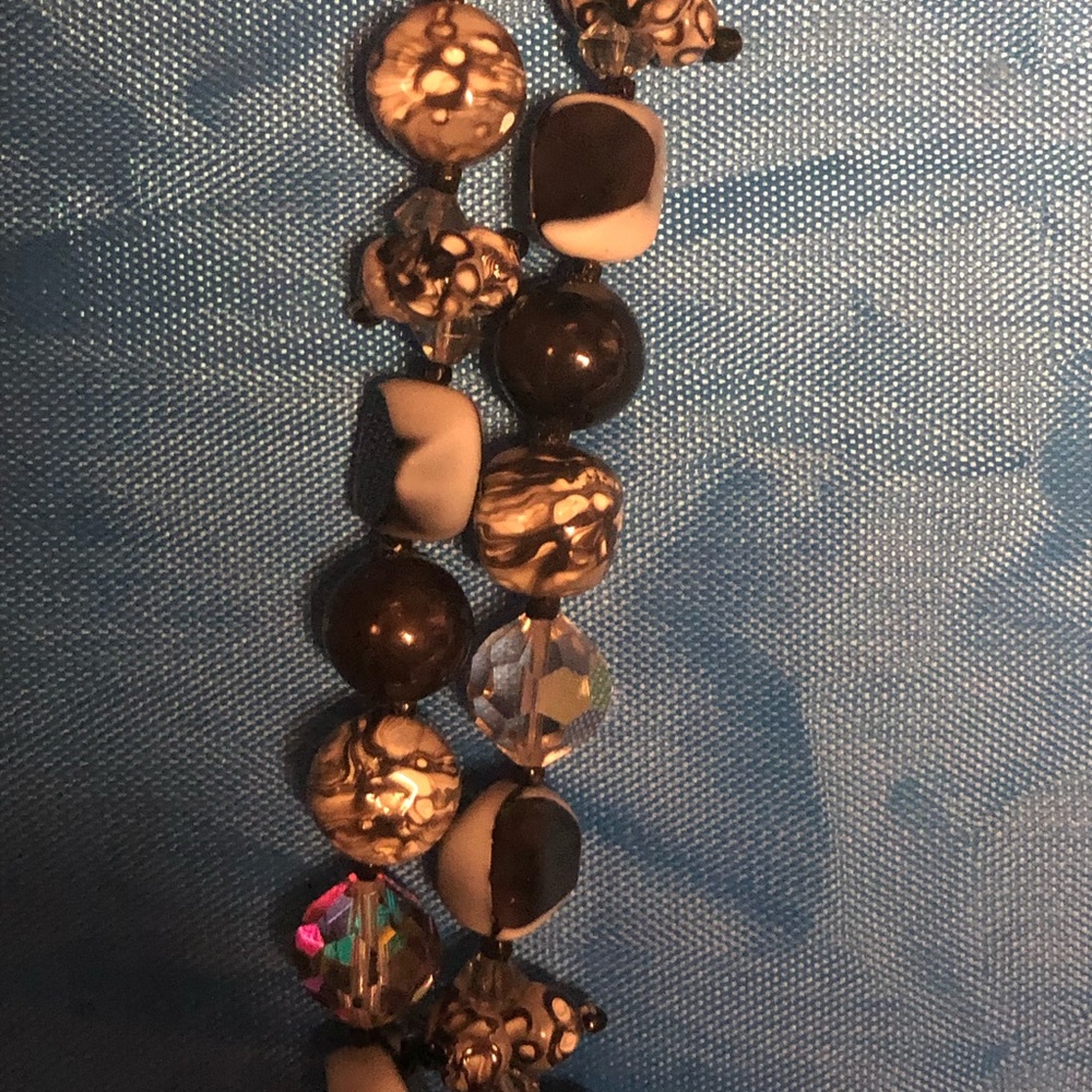 Vintage Contemporary Costume Necklace- 532 $30 or $25 w/offer - Picture 2 of 3
